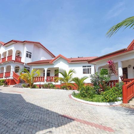 Royal Elmount Hotel Elmina Eksteriør bilde