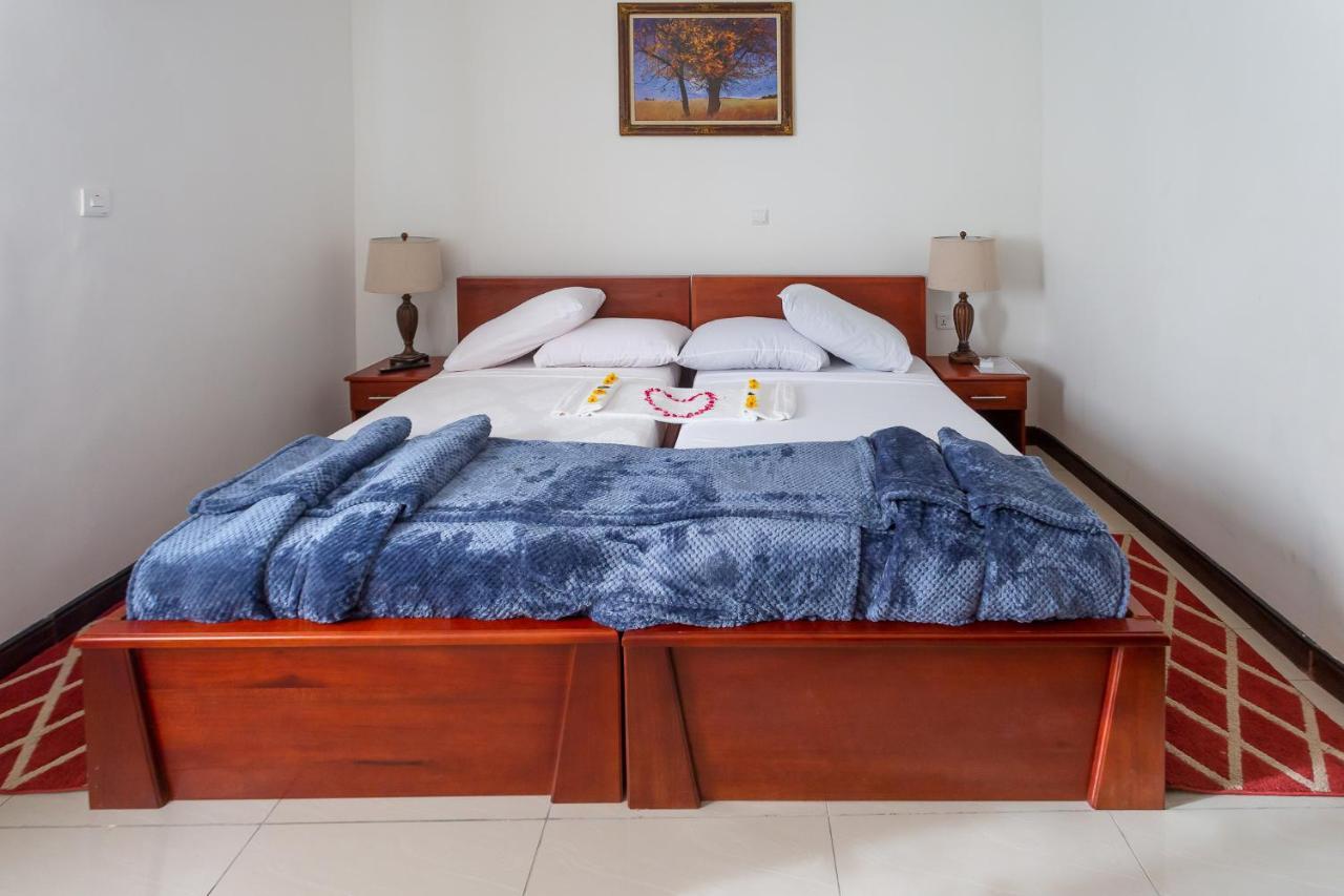 Royal Elmount Hotel Elmina Eksteriør bilde