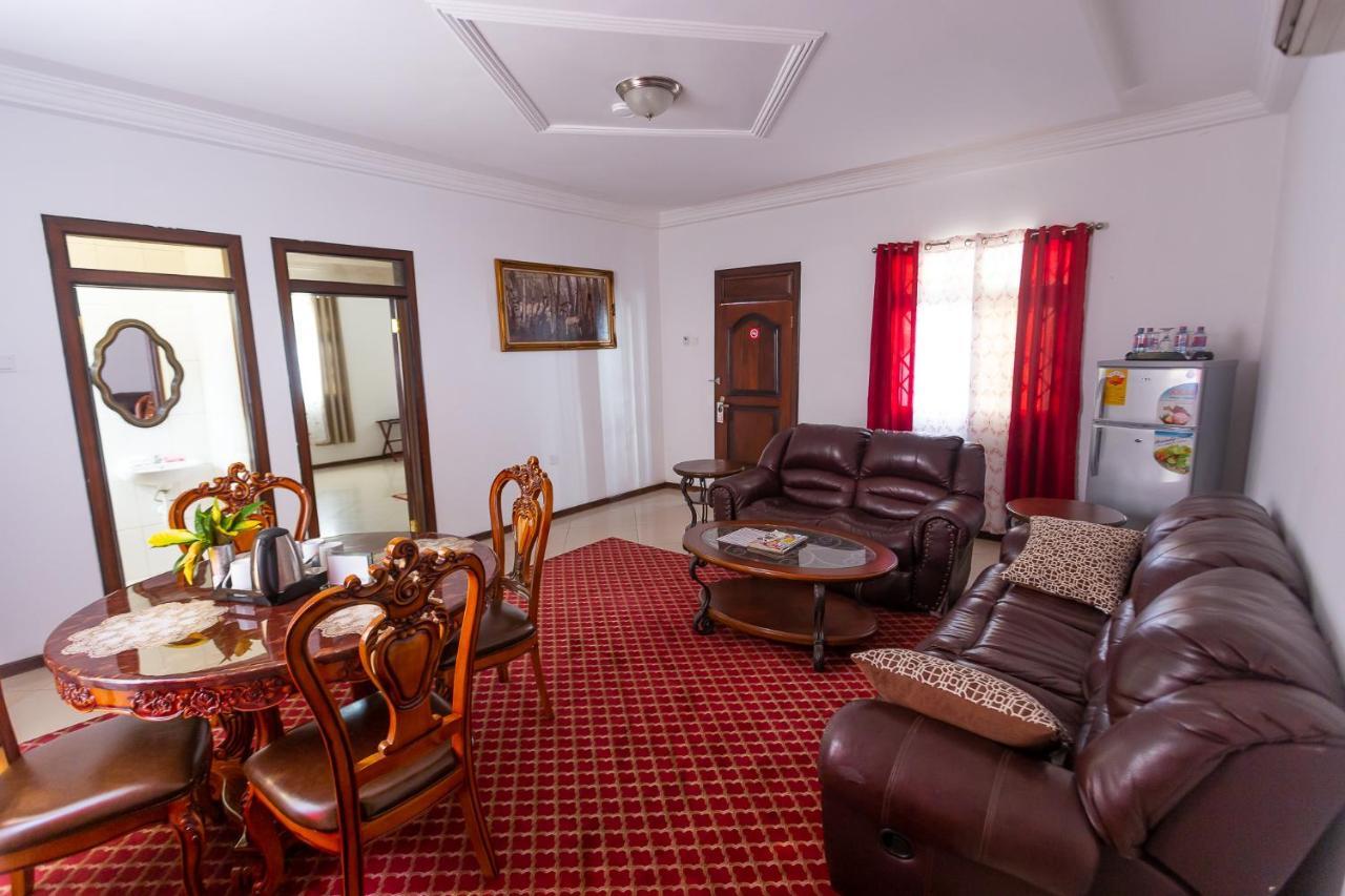 Royal Elmount Hotel Elmina Eksteriør bilde