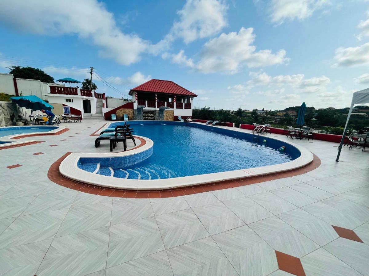Royal Elmount Hotel Elmina Eksteriør bilde